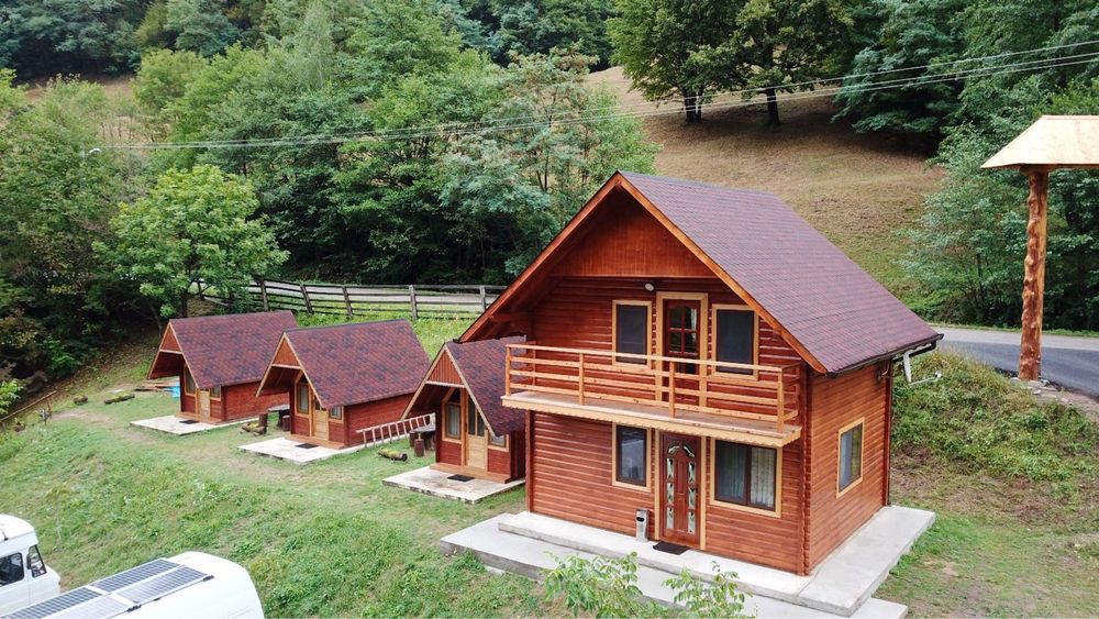 Cabana  Revelion - Cazare Revelion Costesti , Hunedoara | 8-10 Persoane
