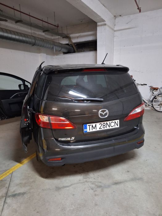 Mazda 5 1.600 cmc diesel negru