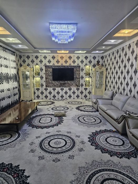 Коттедж продайотся 6 комонотной