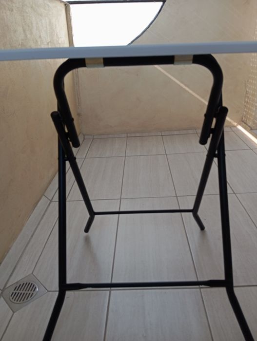 Сгъваема масичка за дома и градината