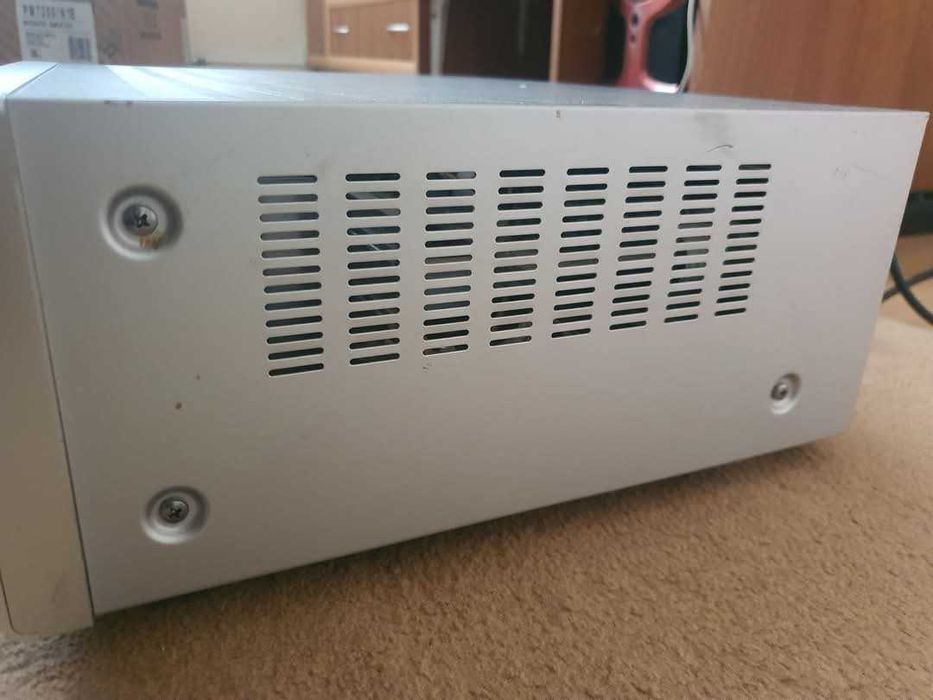 Luxman LR-6500 & Marantz PM7200