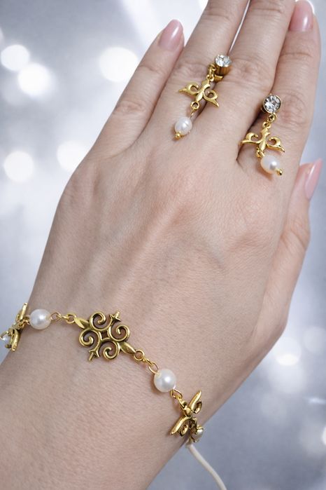 Этно украшение. Серьги и браслет.