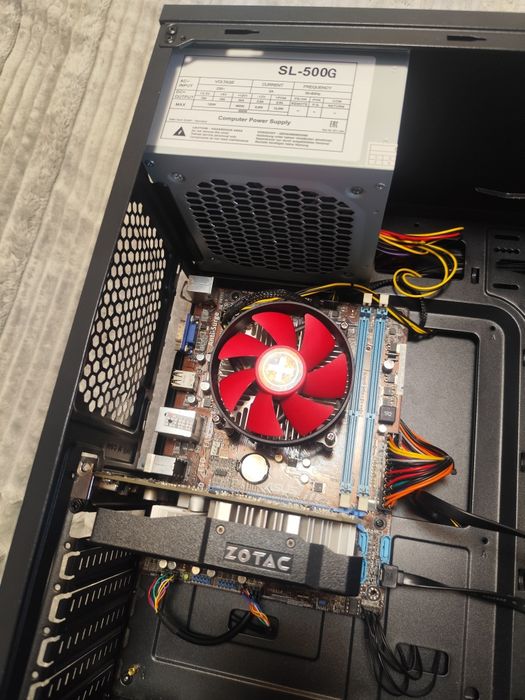 Vând kit Pc stare bună