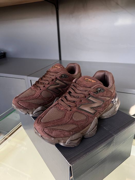 New Balance 9060