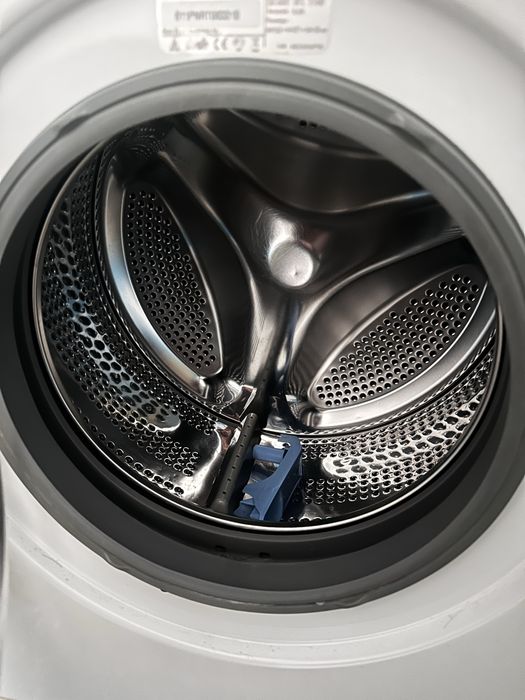 Продам стиральную машинку