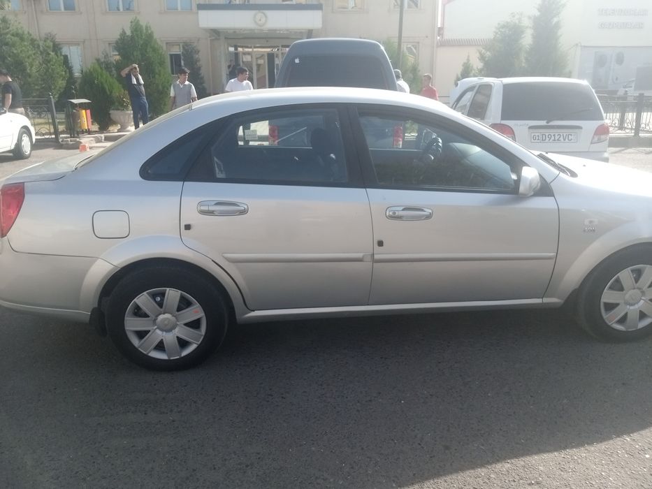 Ласетти 1.8 механика продается