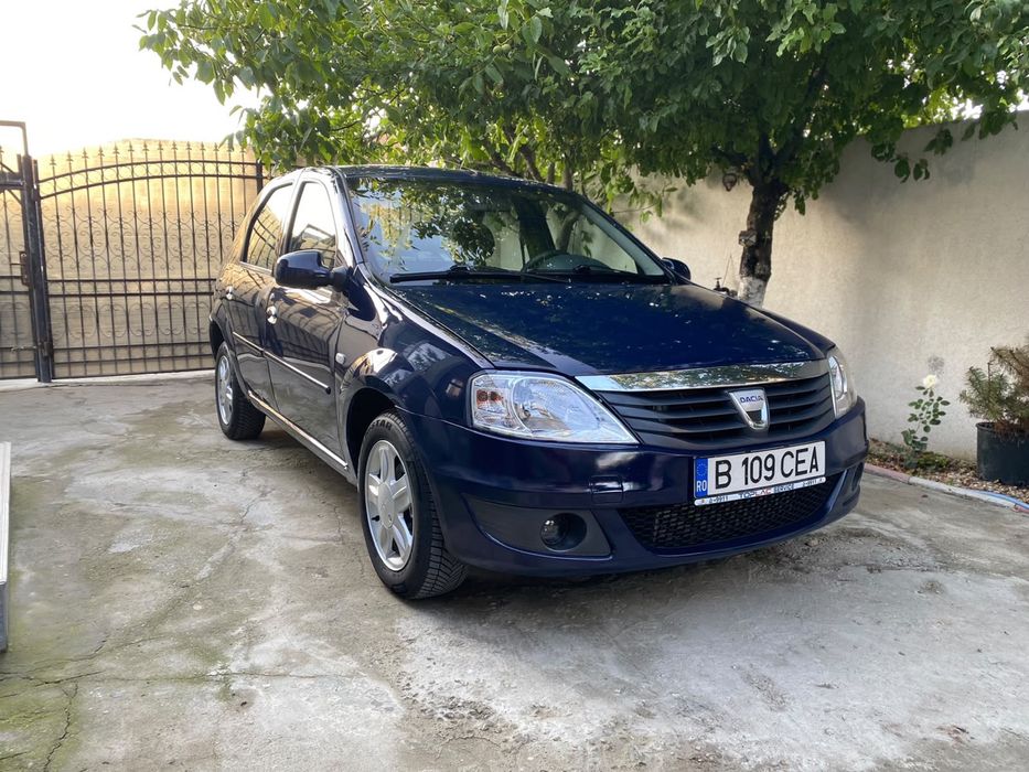 DACIA Logan