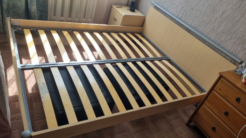 Кровать двуспальная 160*200