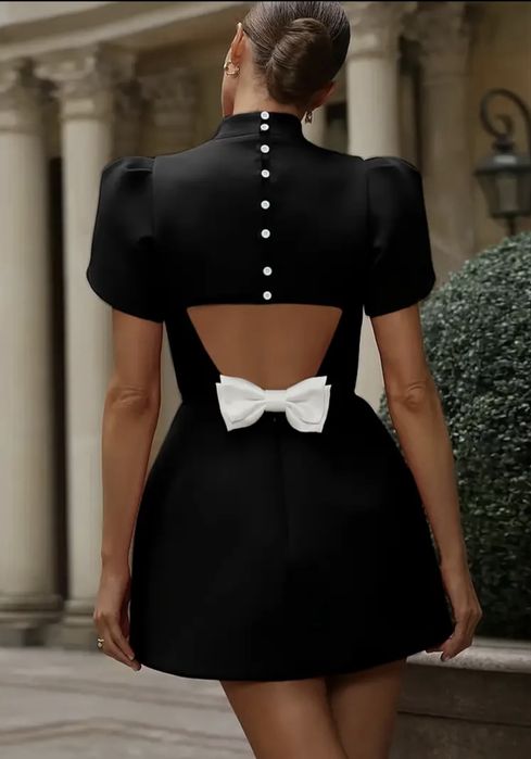 Платье 3000 тг 46 разм