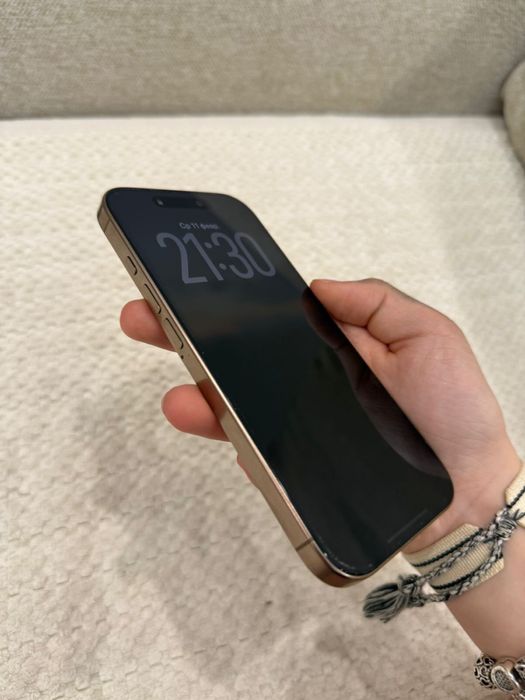 iPhone 16 pro desert titanium