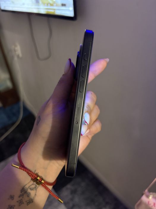 Продается iphone 15 pro 256gb срочно!!!