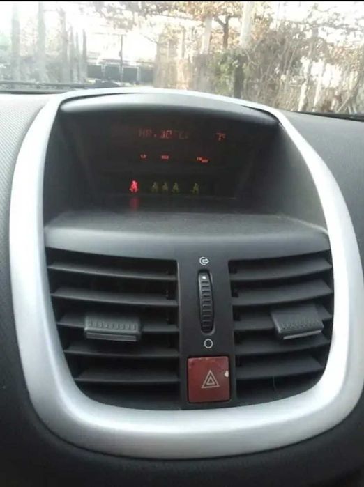 Peugeot 207 бензин