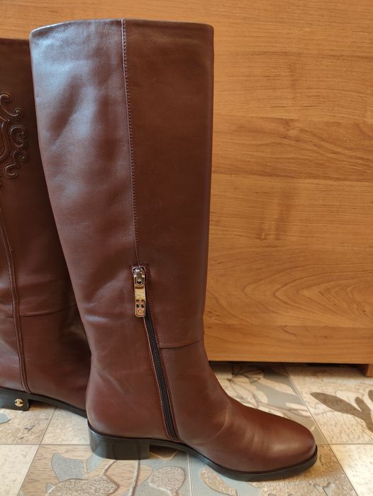 Итальянские сапоги essere