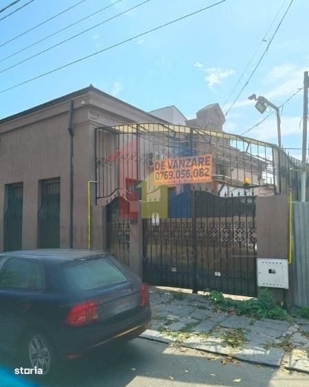 Casa 4 camere zona Centrala, pretabila pentru 2 familii 150mp utili cu