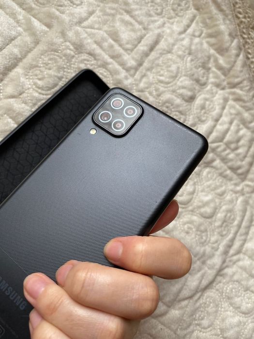 Продается Самсунг А12