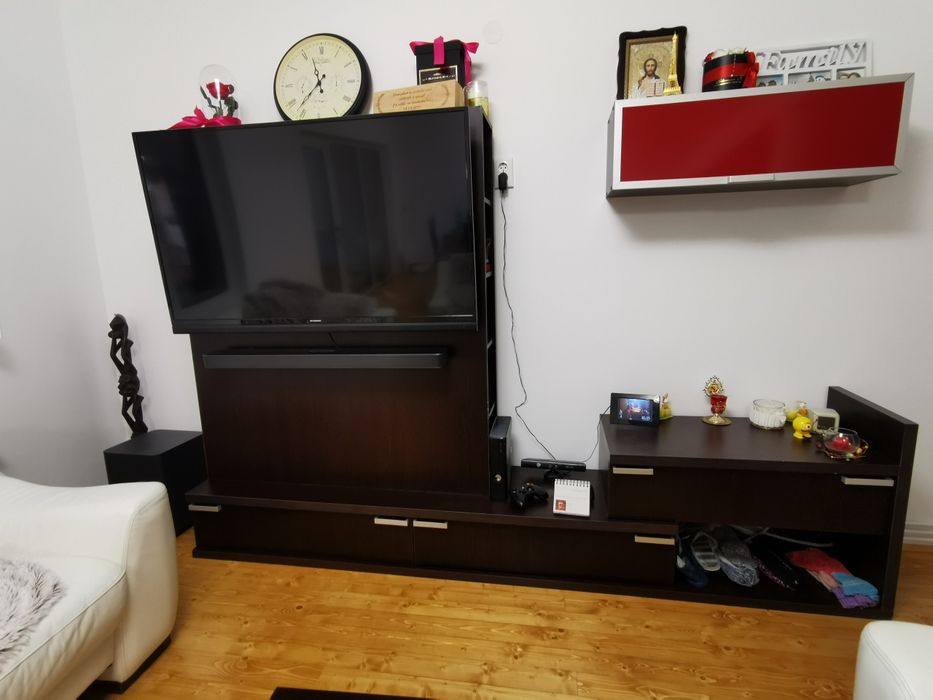 Vând mobila de living/sufragerie