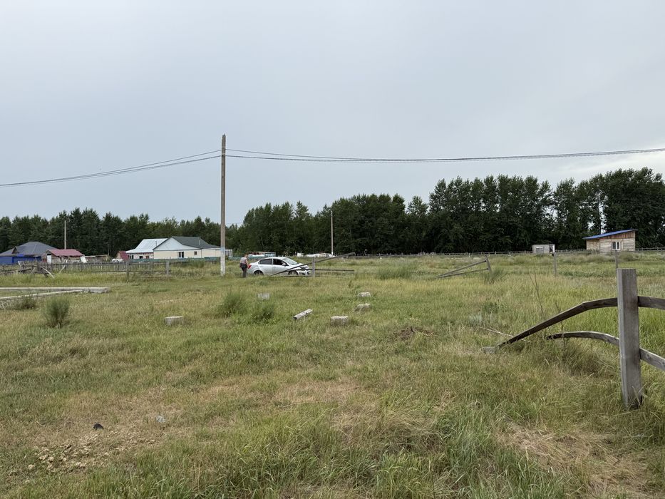 Продам участок в пригороде