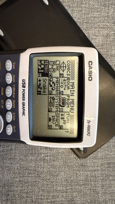 Графичен калкулатор CASIO fx-9860G