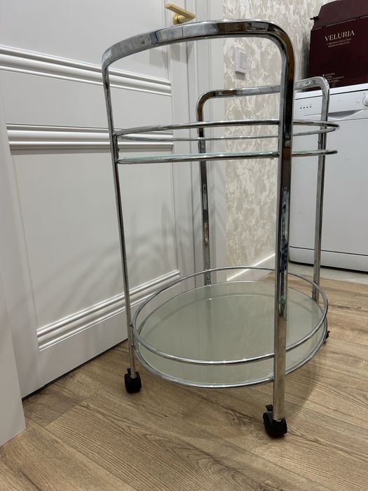 Сервировочный столик-тележка