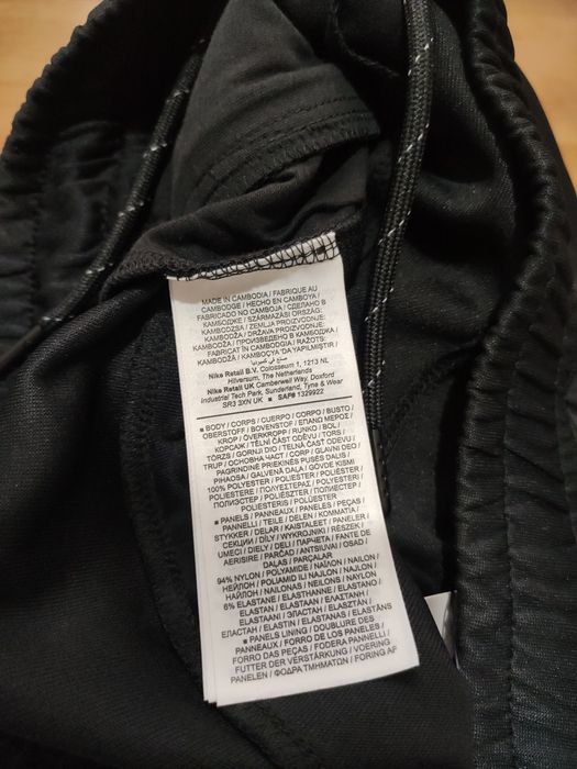 Pantaloni Nike Air Max mărimea S