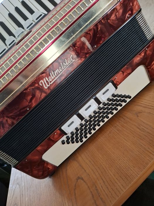 Акордеон Weltmeiter