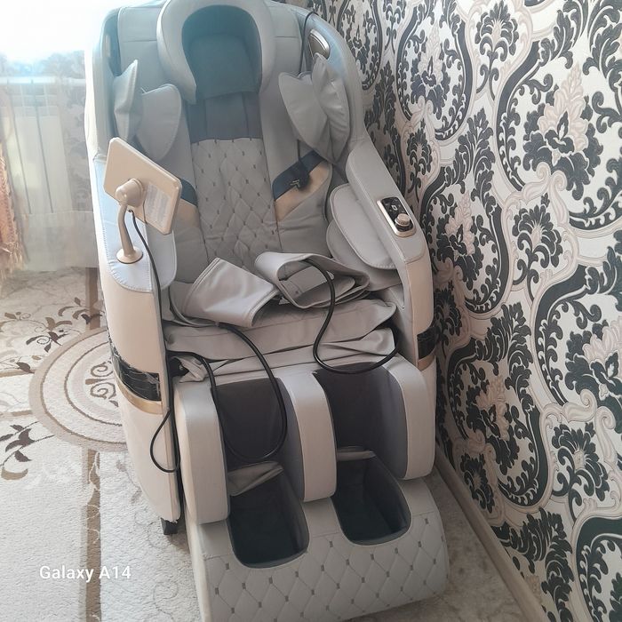 Продам массажное кресло