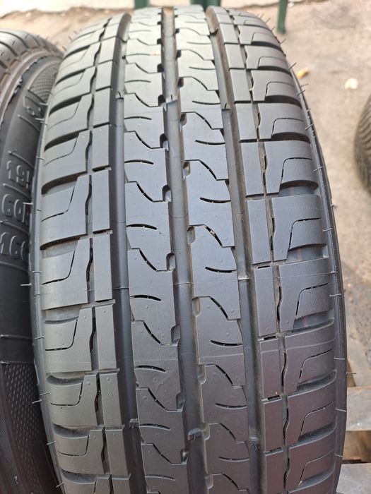 2бр. 2023г. Почти Нови 195/60/16C Kleber Transpro