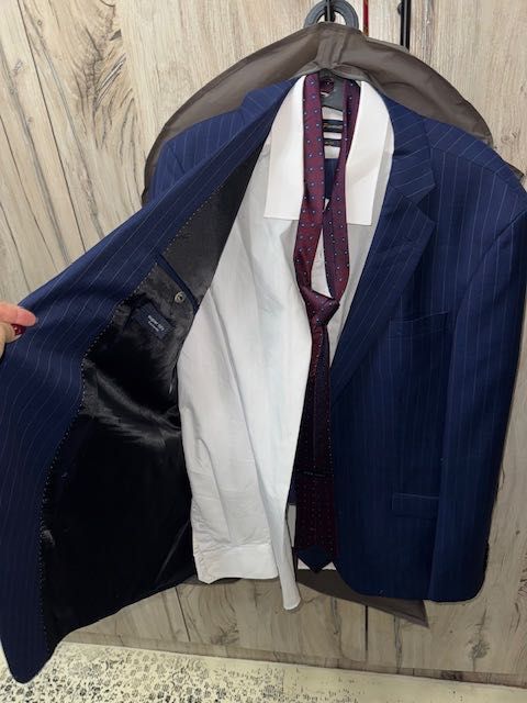 Мужской костюм синий