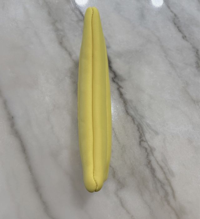 Rhode Bubble Bag Summer Жълт козметичен несесер лимитирана колекция