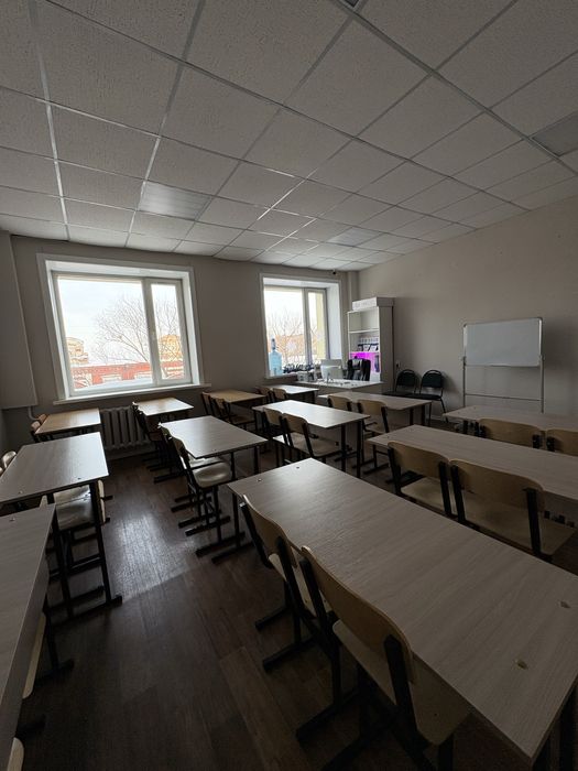 Преподаватель ПДД в автошколу