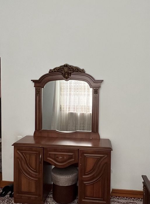 Yotoqxona uchun mebel nabor sotiladi!
