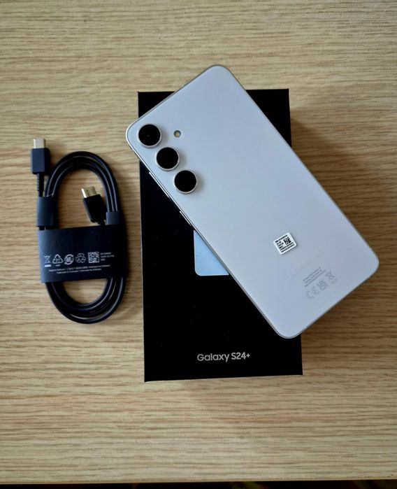 SAMSUNG Galaxy  Silver S24  Plus  nочти НОВ