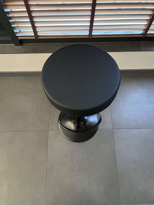 Бар стол Киев черен - 24м гаранция+ безплатна доставка до офис