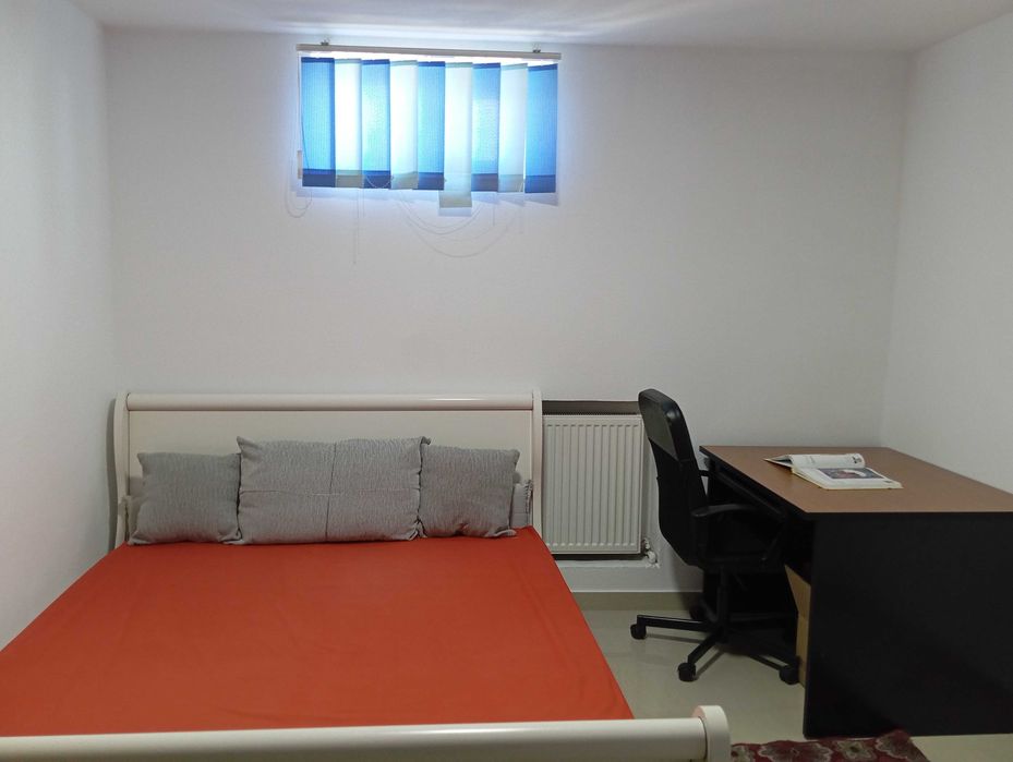 Apartament 3 camere Cal. Ferentari ideal studenti
