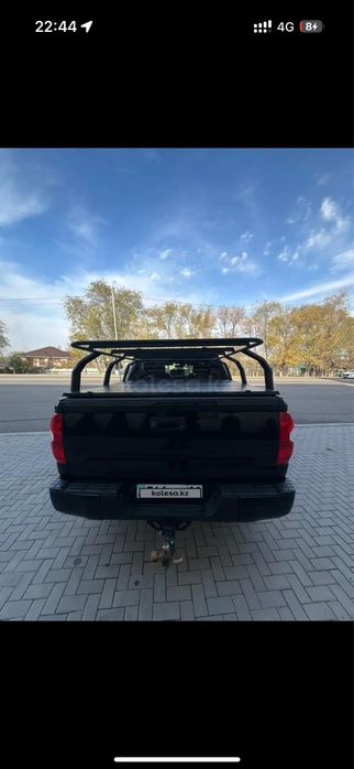 Продам toyota tundra