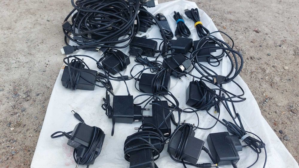 Продам Блок Питания 12В и Кабель HDMI - mini
