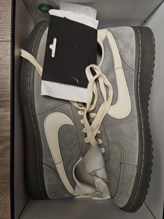 Nike 44EU - Велурени