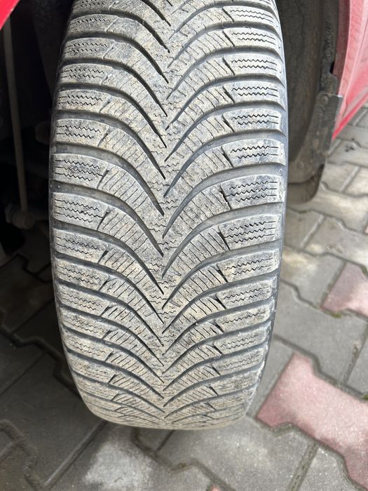 Anvelope iarna 205 55 16