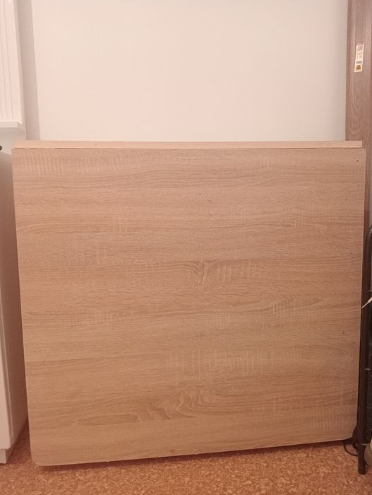 Стол раскладной в хорошем качестве