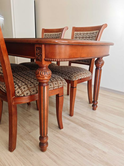 Комплект маса със столове масив УНИКАТ