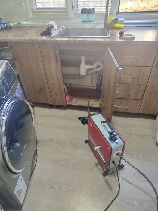 Сантехника. ЗАСОР. Прочим трубы на кухне. Ремонт труб конализации