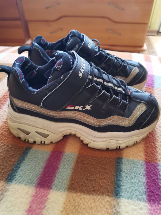 Маратонки Skechers за момиче