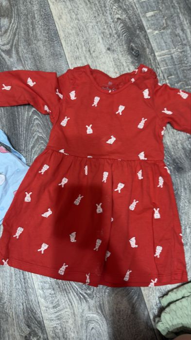 8 платьев на девочкк