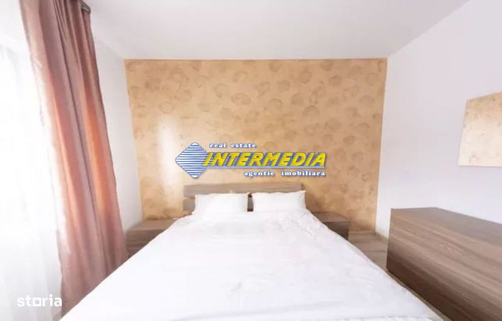 Apartament cu 3 camere de inchiriat Bloc Nou Cetate mobilat si utilat