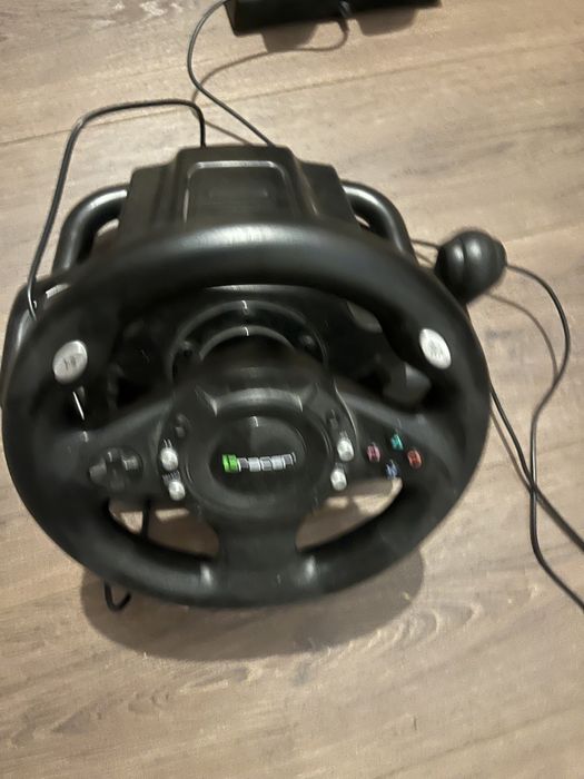 Volan trecer bun pentru ps4,ps5,pc.etc