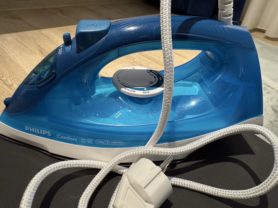 Fier de calcat cu abur Philips Comfort