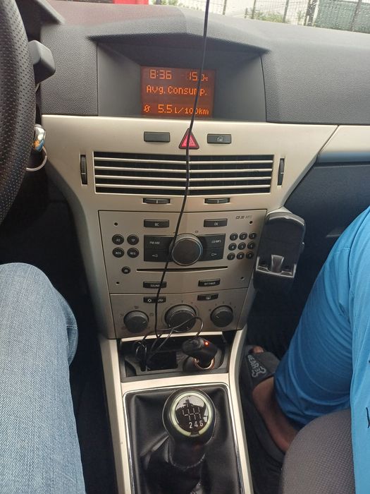 Vând / Schimb Opel Astra h 1.7 cdti 110 cai din 2009