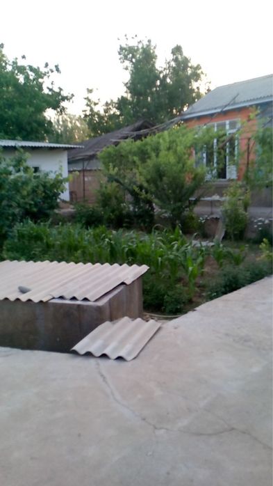 Hovli sotiladi Hujjatlari tayyor