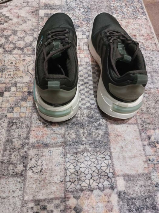 Маратонки Adidas