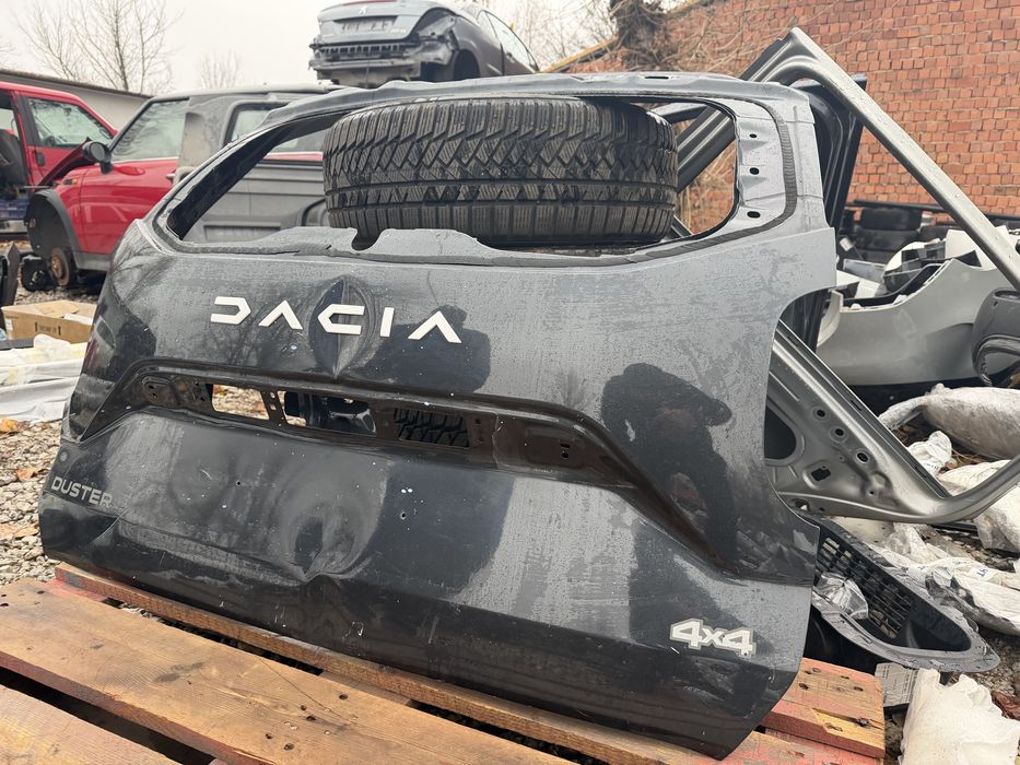 Капак Dacia Duster